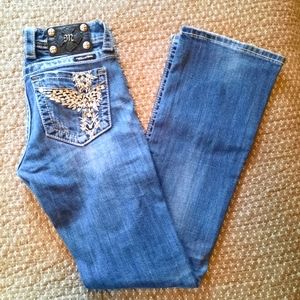 Miss Me Jeans (26x30)